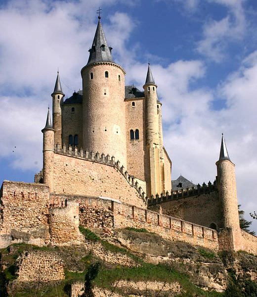 Segovia Castle, a favorite of the castles in Spain