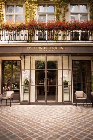 Pavillon de la Reine - Luxury Hotel in Paris - Luxury Hotels - Which arrondissement to stay in Paris - Best Hotel in 3rd arrondissement