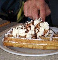 brussels-waffle-cream-and-chocoate