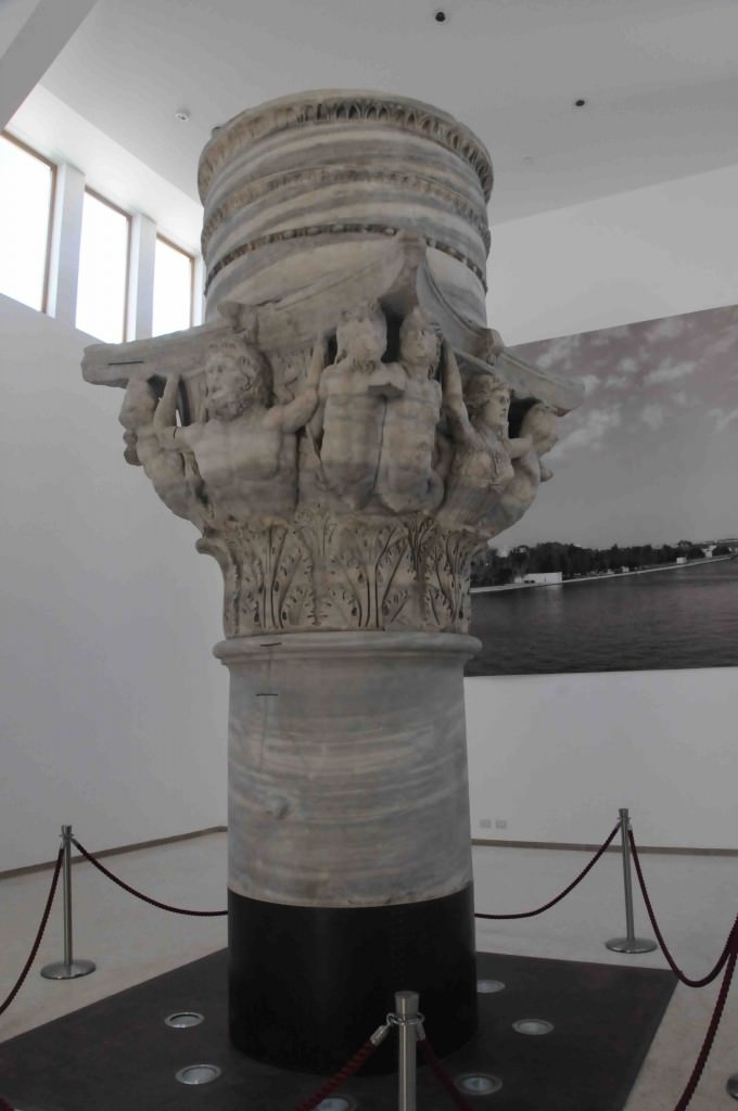 Top of Ancient Pillar in Brindisi
