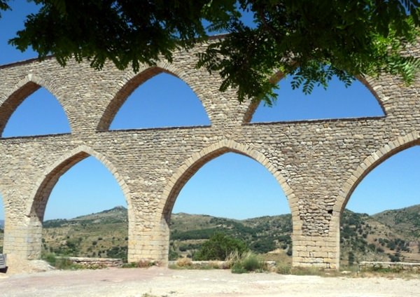 Aqueduct of Santa Llúcia