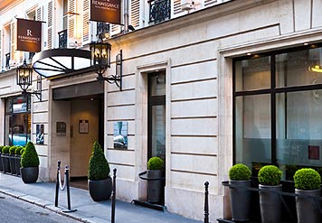 Renaissance Paris Vendome hotel near many famous french sites