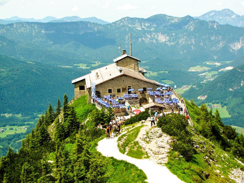 hiking day trips from munich