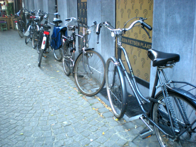 Bikes are a primary mode of transportation in Antwerp