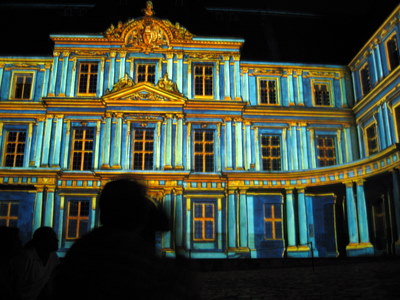Blois castle light show