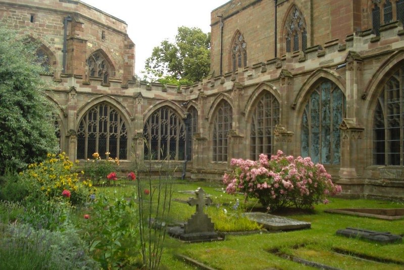 Worcester Cathedral Courtyard Garden