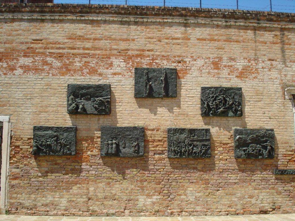 The memorial wall in Venice
