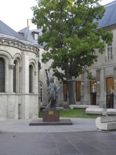 Entrance to the Musee des Arts et Metiers