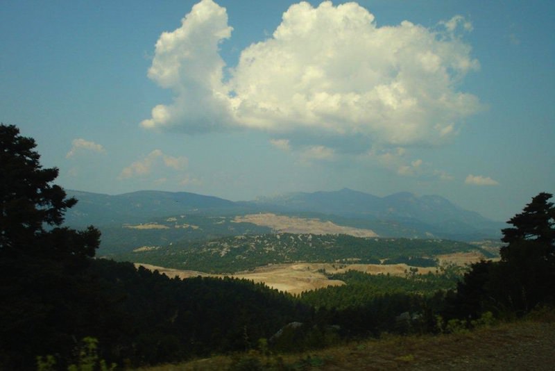 Through the mountains, Evvia