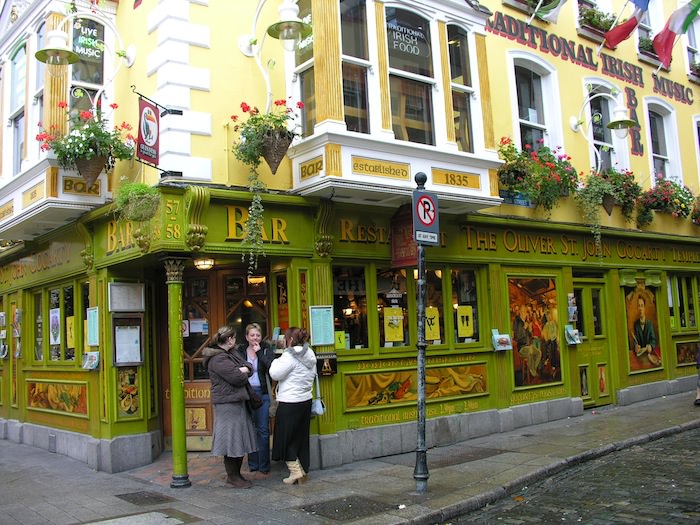 Oliver St. John Gogarty home of traditional Irish food and music