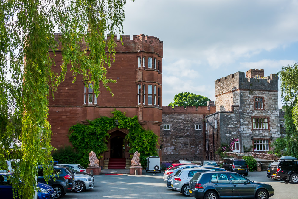 Entrance to Ruthin castle