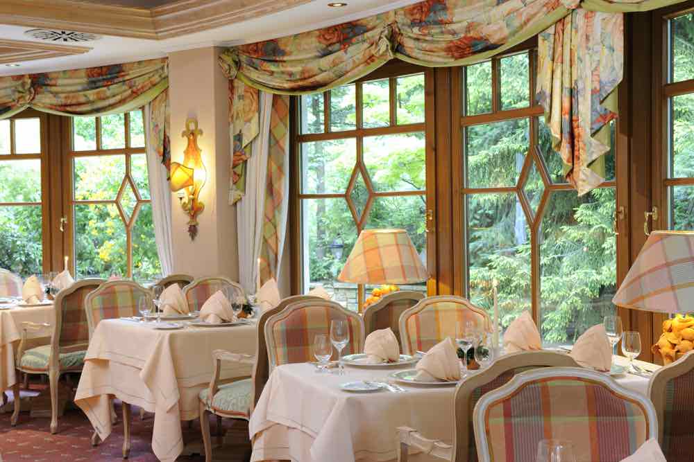 The Bareiss Hotel Restaurant Wintergarten