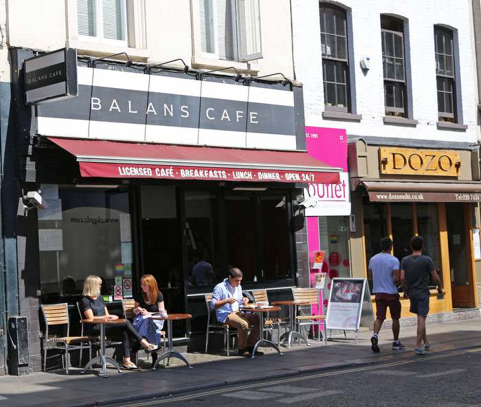 Balans Cafe, one of the best late-night restaurants in London