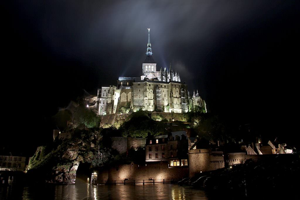 Mt St Michel at night