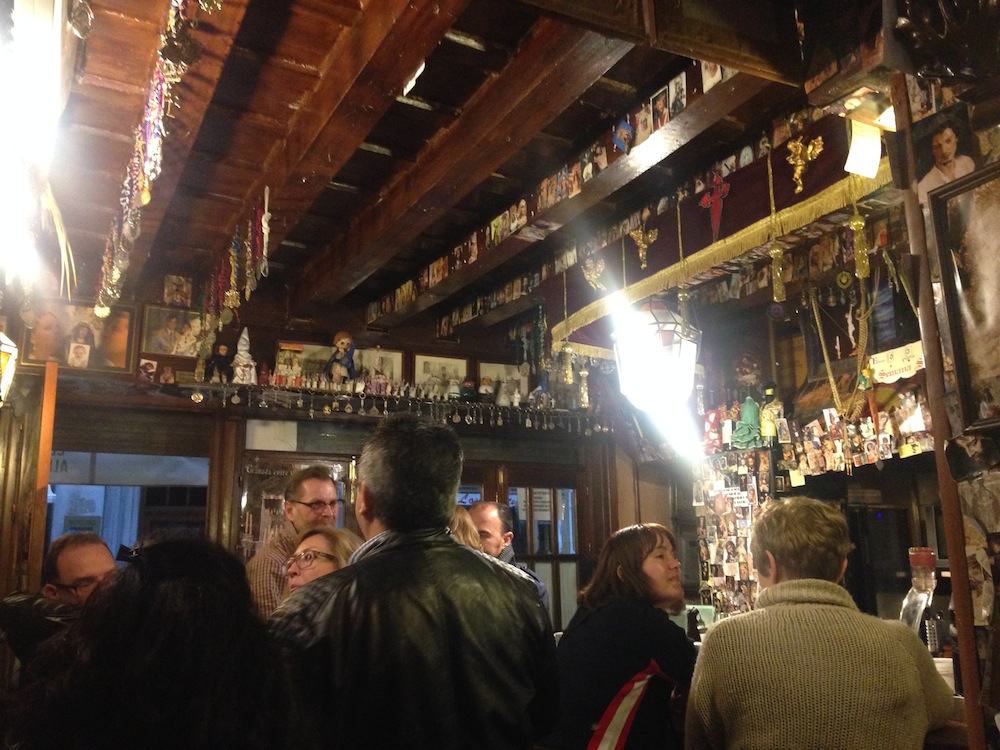 Best Tapas Bars in Granada Spain: Tabernaculo