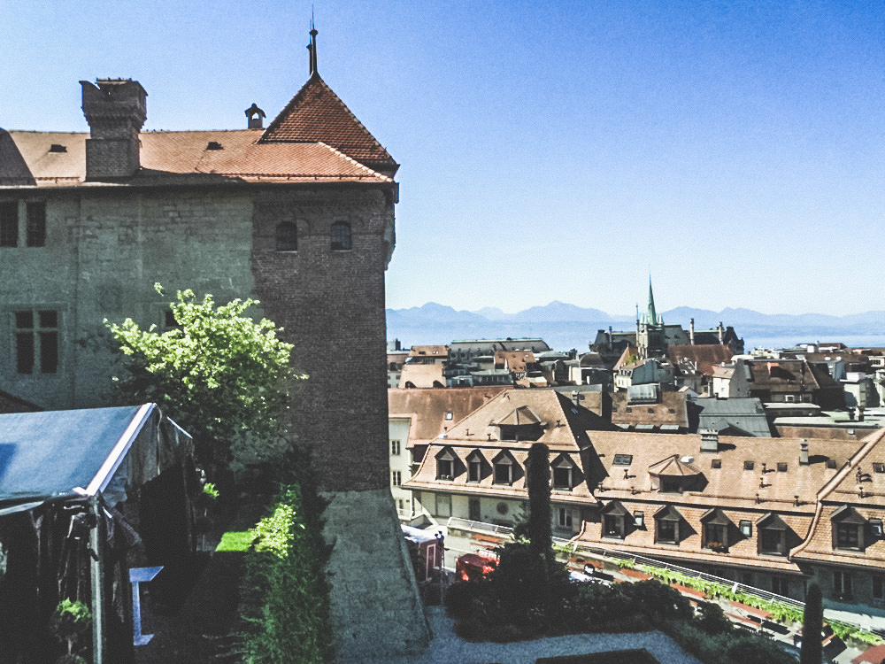 Lausanne like a Local: Old Town Flon in Lausanne