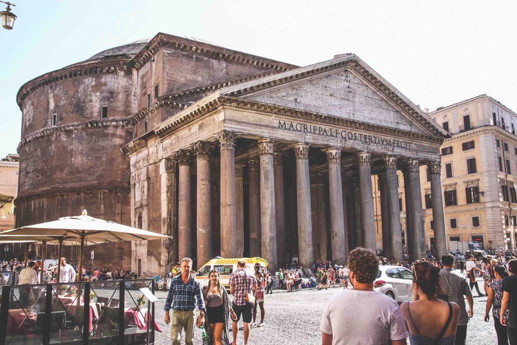 7 Days in Italy Itinerary: Pantheon in Rome Italy
