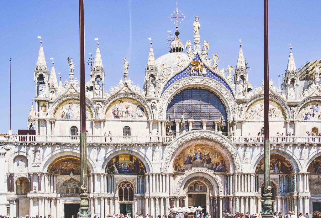 7 days in Italy Itinerary: Venice St Marks Place and Cathedral
