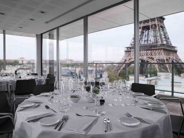 paris hotels with views of the eiffel tower; hotels in paris with a view of eiffel tower; hotels with views of eiffel tower Paris