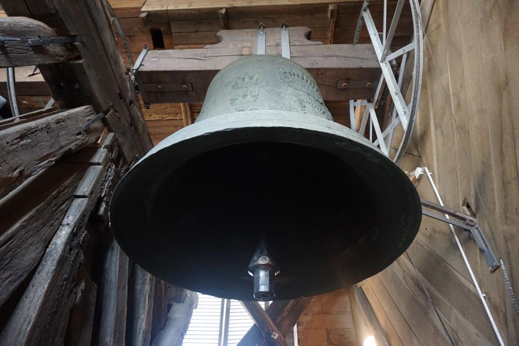 Magdeburg Cathedral - Bell - TRANSROMANICA