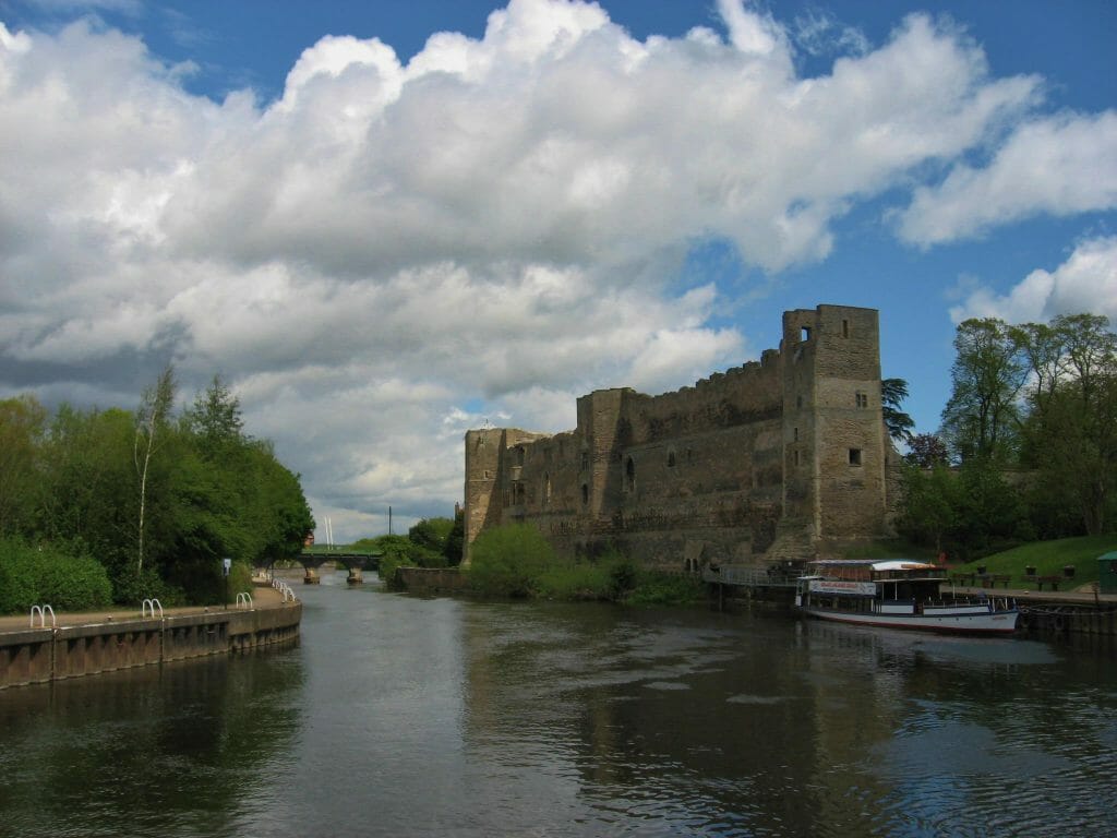 Newark Castle on the River Trent - Nottinghamshire Robin Hood Story