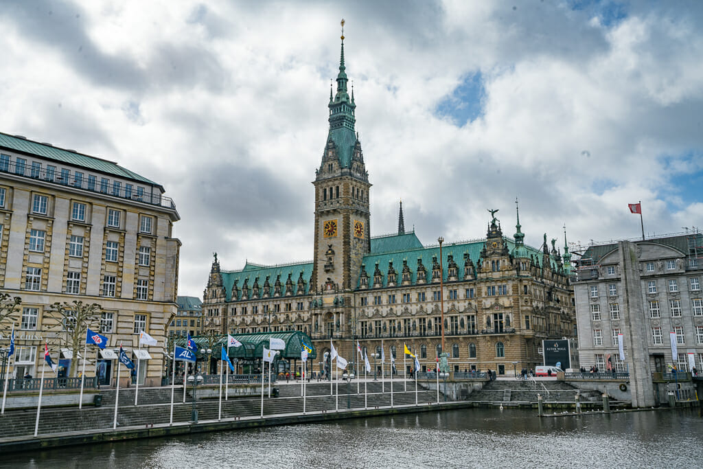 Hamburg City Hall near Alster River - What to do in Hamburg 