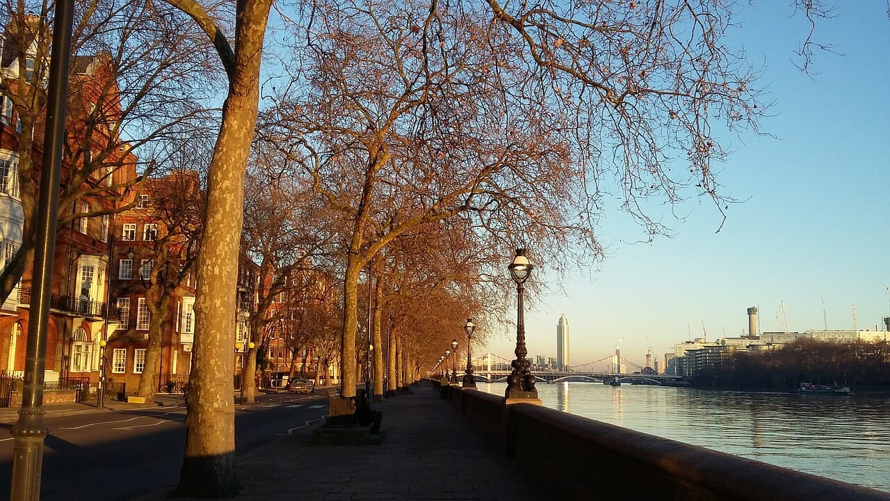 Chelsea London - path along the Thames River on a sunny winter day