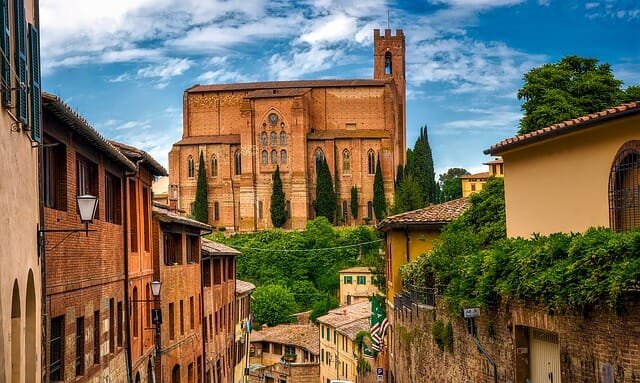 Vibrant view of a cathedrals and the homes surrounding in Siena