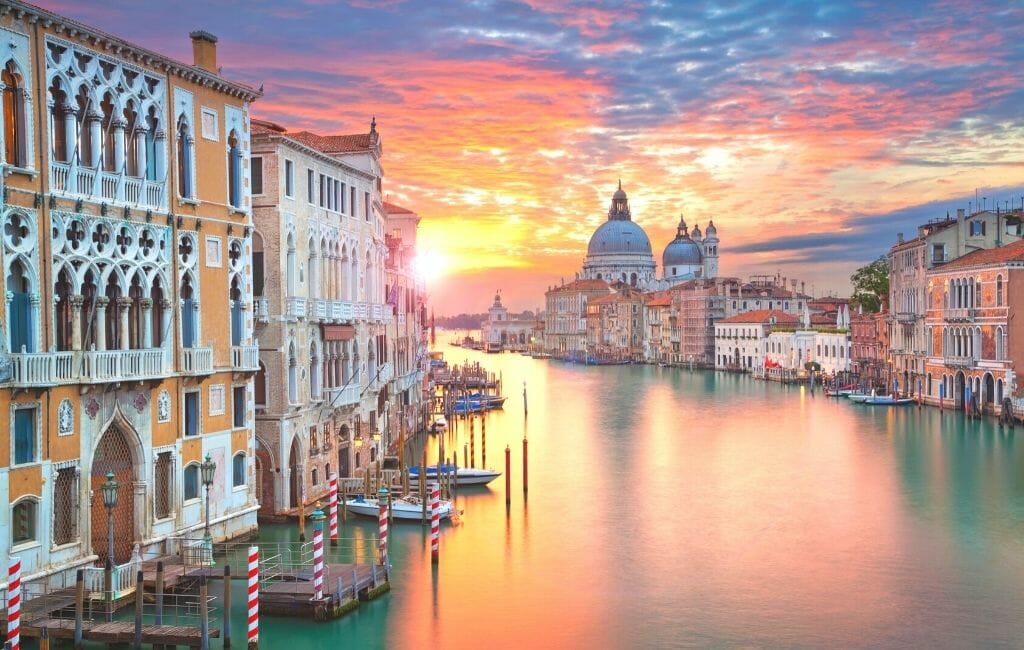 Sunset over the Grande Canal in Venice - Romantic Venice-Honeymoon in Italy